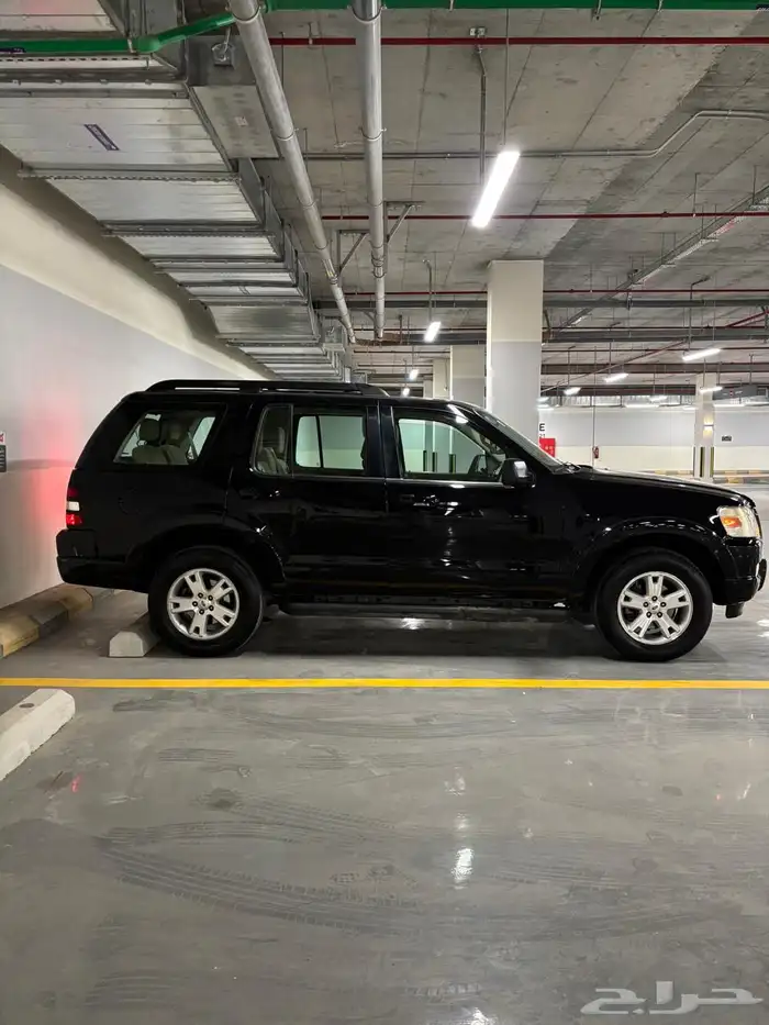للبيع اكسبلورر 2010 اسود 7