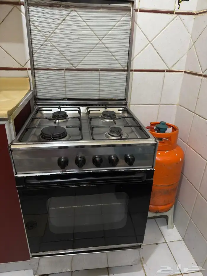 بوتجاز 4عيون مع أنبوبه 500 ريال 0