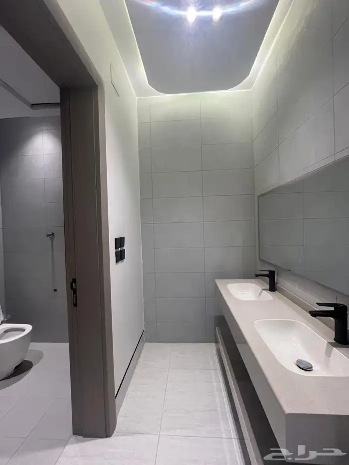 فلل فاخرة للبيع حي الملك فهد 10