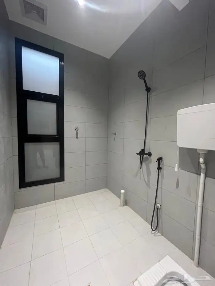 فلل فاخرة للبيع حي الملك فهد 11