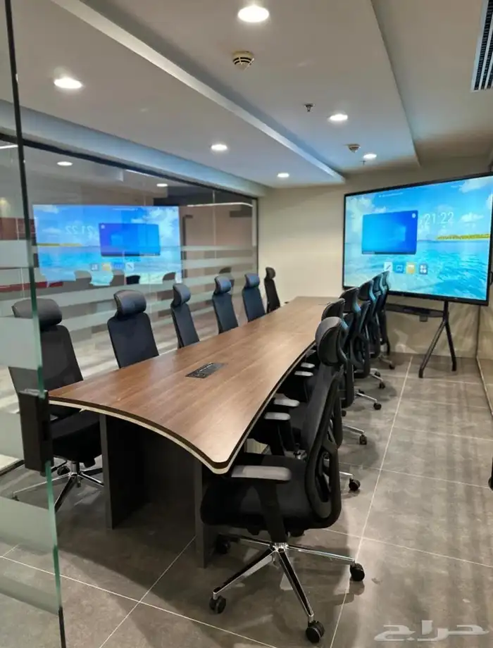 مكاتب فاخرة وجاهزة للإيجار في قلب الرياض 11