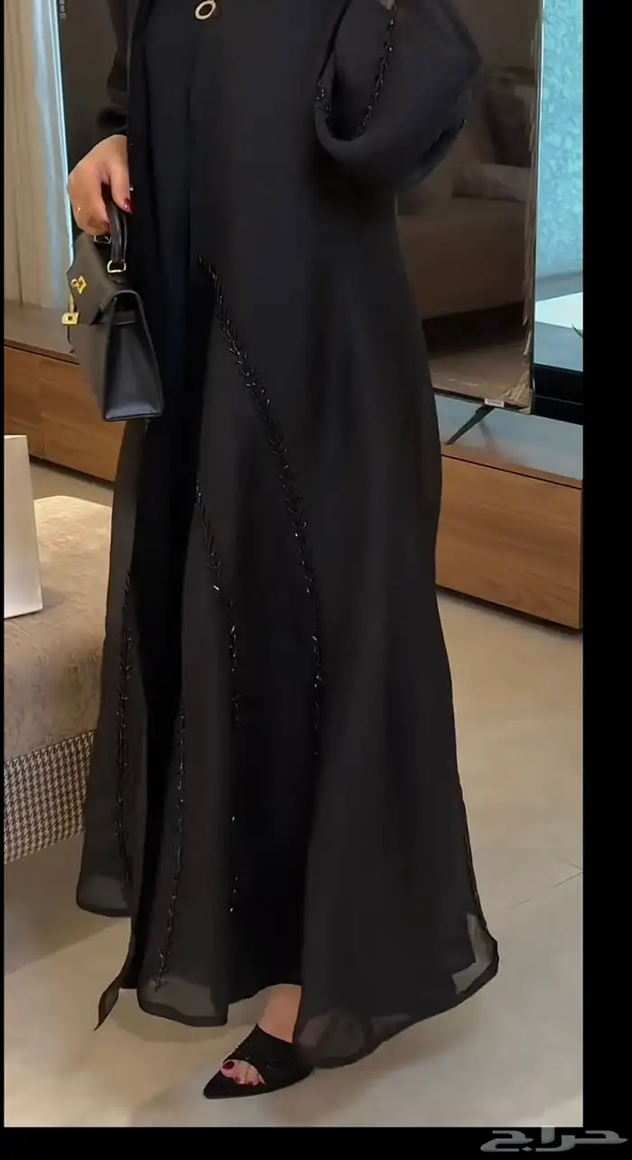 عبايه جديدده من موقع والسبب مقاس كبير 3
