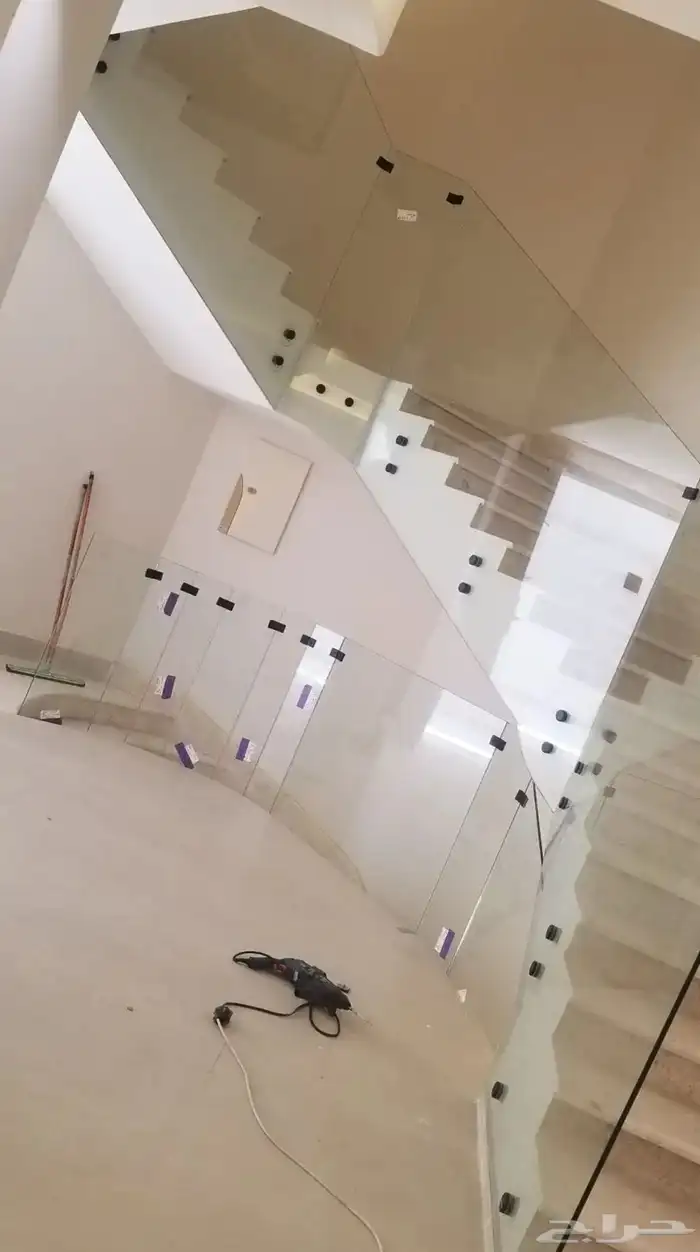 دربزين زجاج امريكي 13