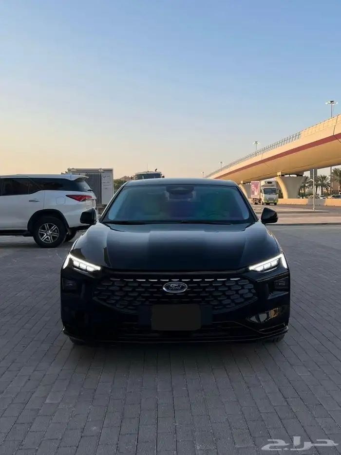 فورد تورس تيتانيوم مديل2023 0