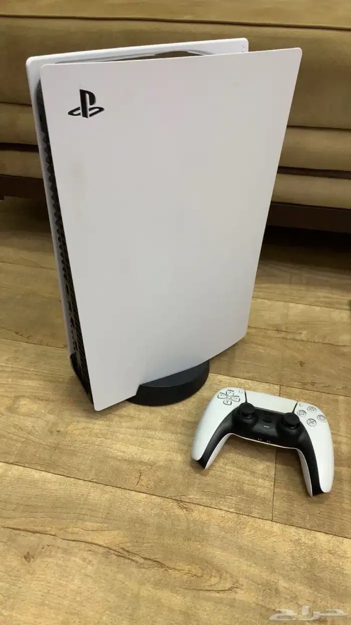 سوني 5 معه يد و شريط فيفا 2025 2