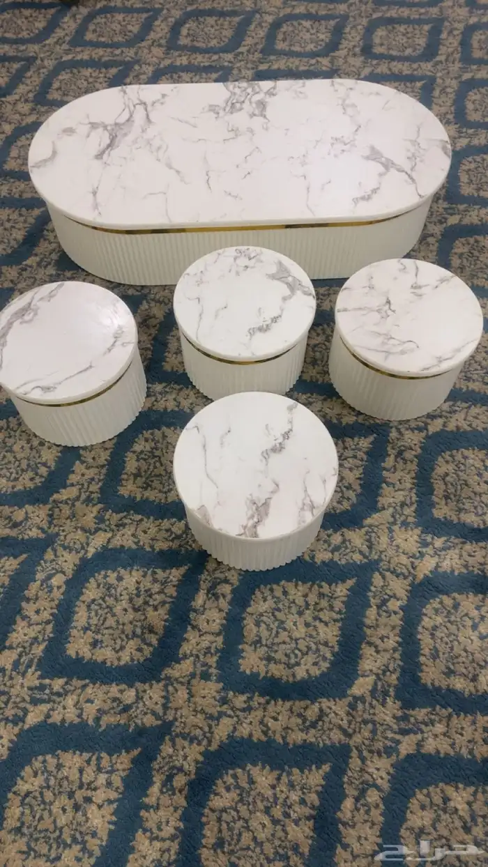 طاولة قهوه سعرها 200 0