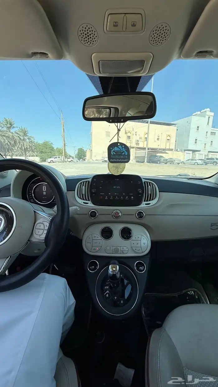 سيارة فيات دولتشي فيتا 2020 أبيض فول اوبشن 3