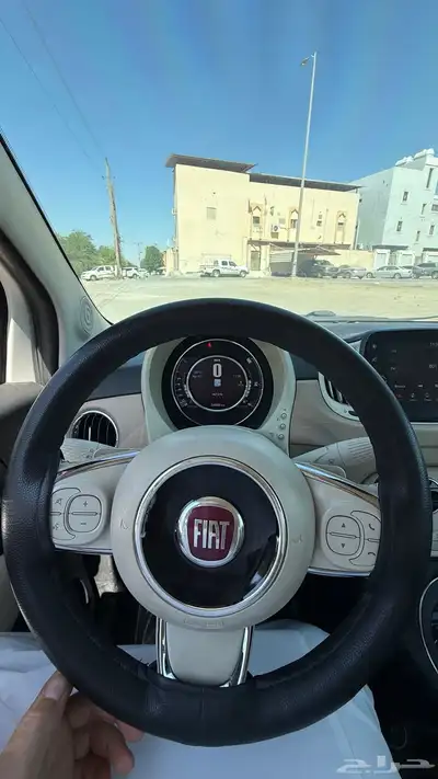 سيارة فيات دولتشي فيتا 2020 أبيض فول اوبشن index