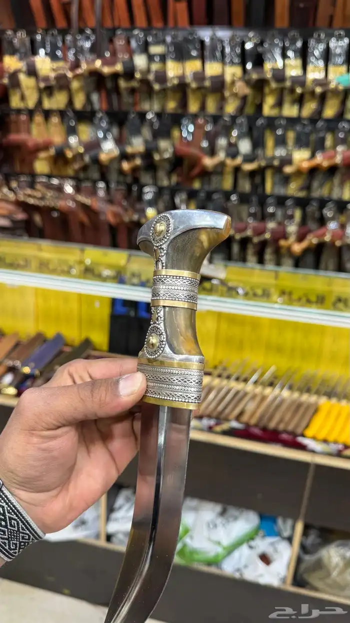 خنجر قرن صب فضة 4