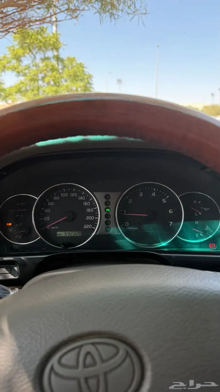 لاندكروزر 2006 gxr 8