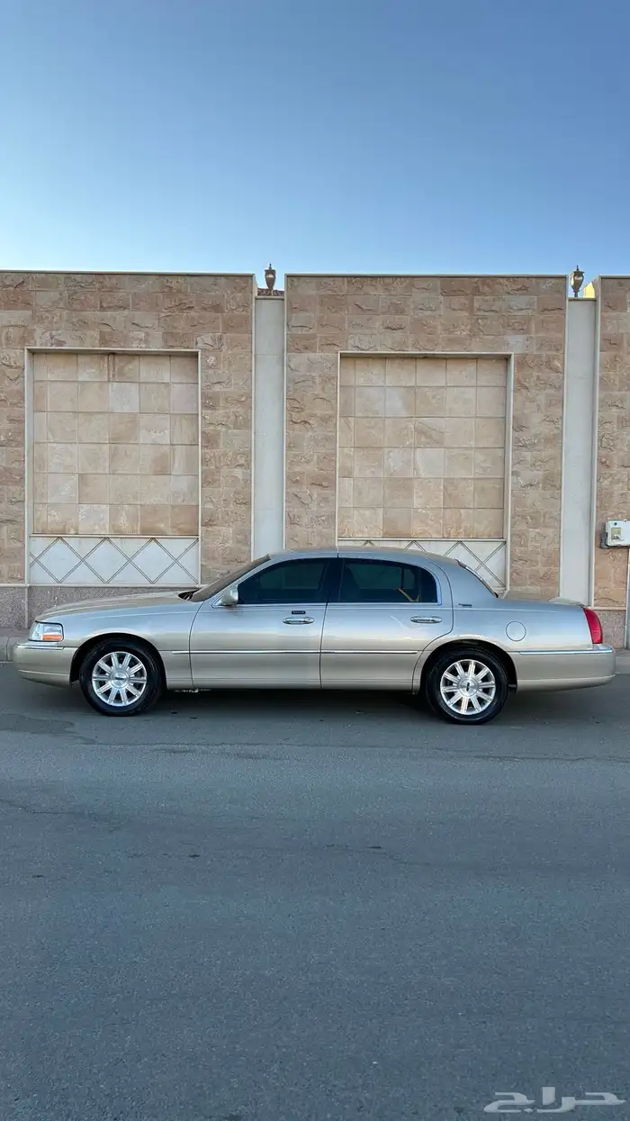 تاون كار 2011 نظيف 0