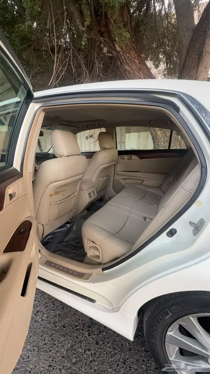 للبيع افالون 2012 8