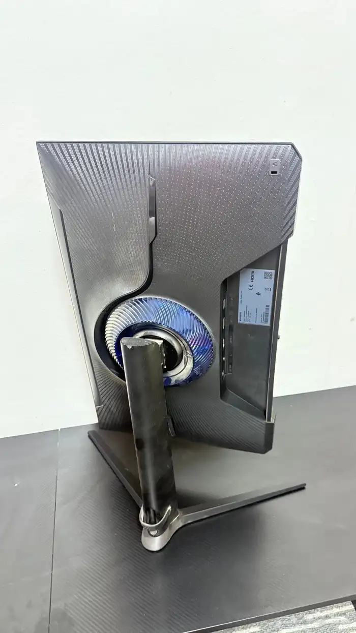 شاشه قيمنق من سامسونج 5