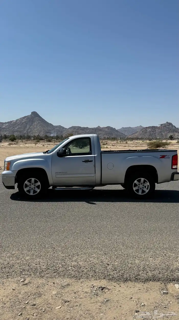 جمس 2011 سييرا z71 فل كامل دبل 8