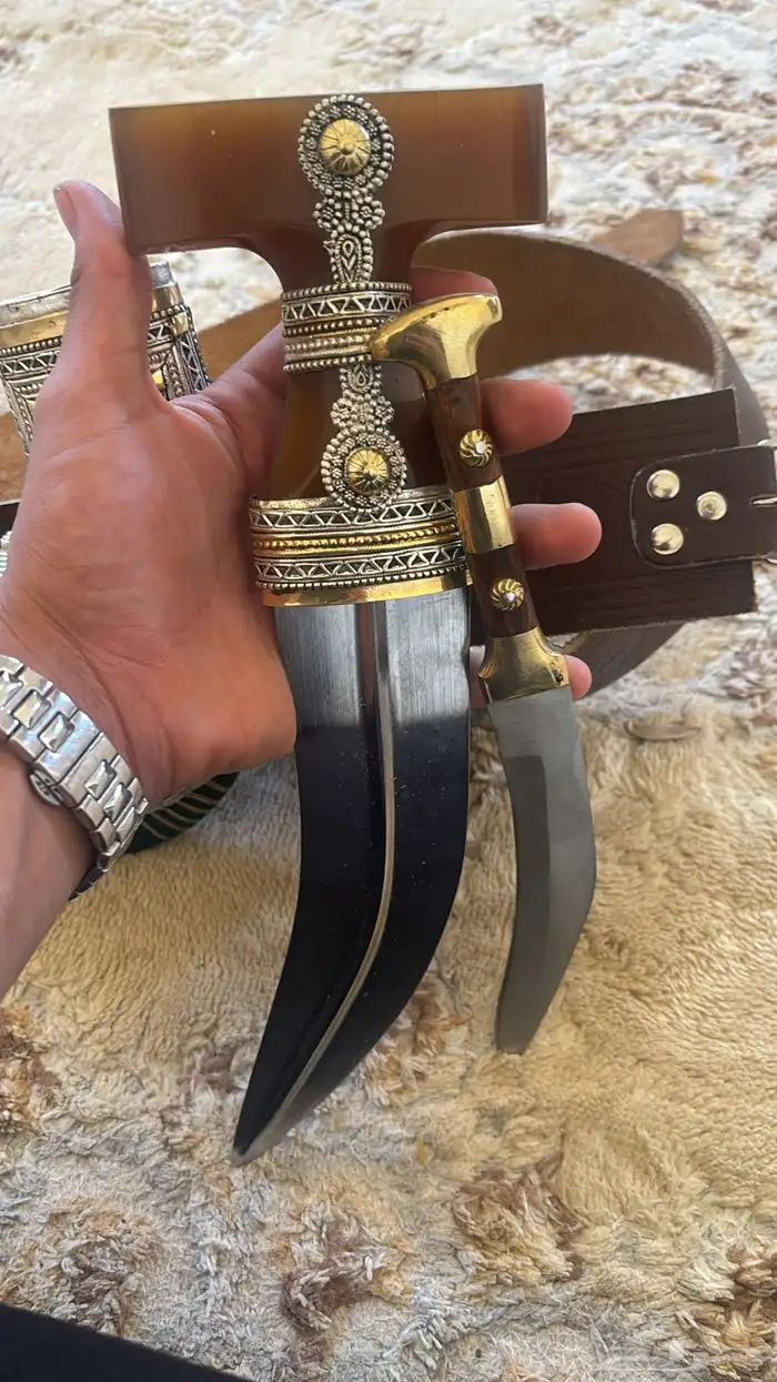 جنبيه للبيع 1