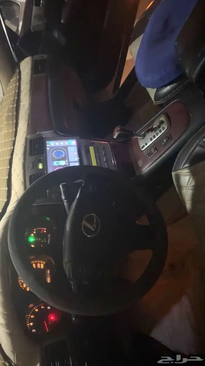 لكزس للبيع 2006 مطلوب فيها 8500 للتواصل 5
