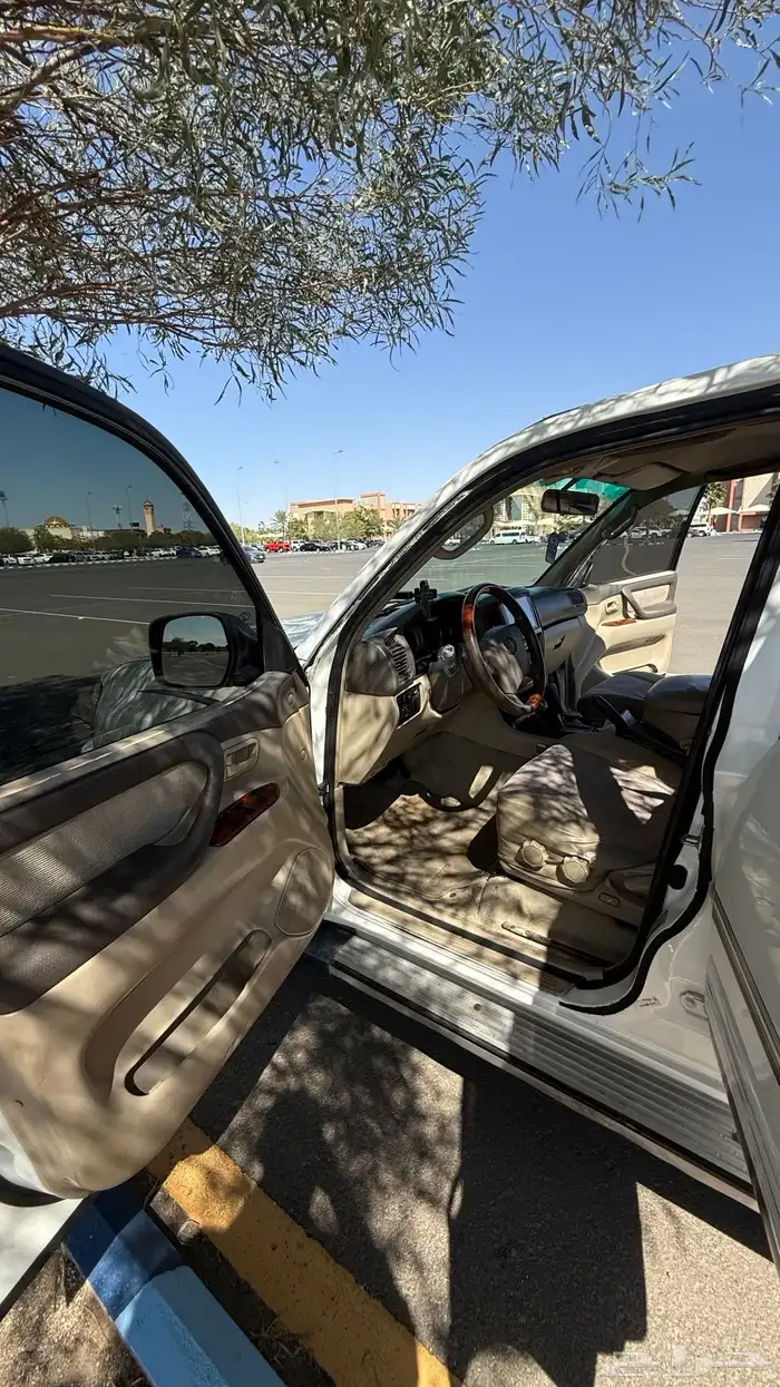 لاندكروزر 2006 gxr 5