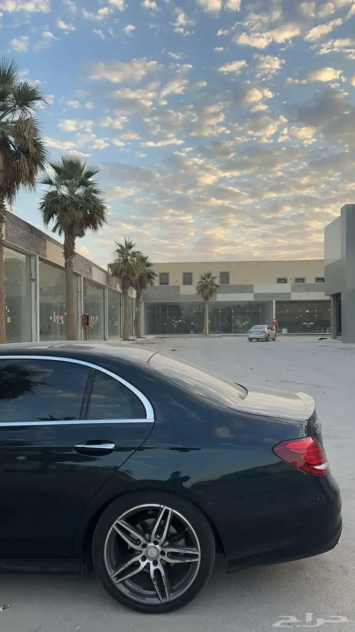 مرسيدس E300 2017 3