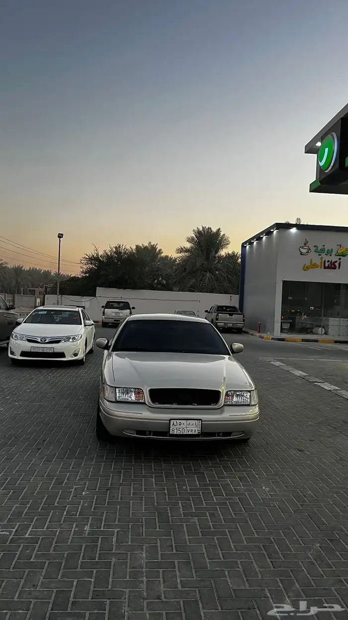 فورد فكتوريا 2008 10