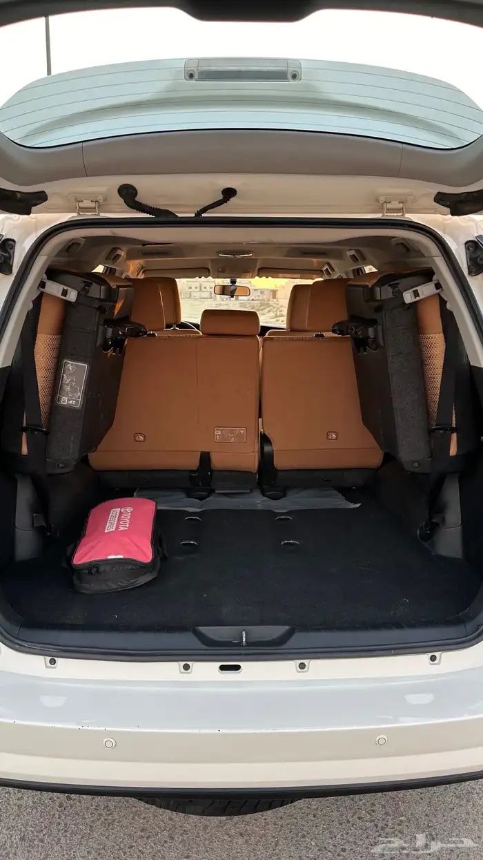 فورتشنر مديل 2022 - 4 سلندر - دبل 10