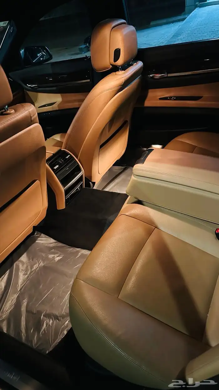 BMW-730Li ممشى قليل 2015 17