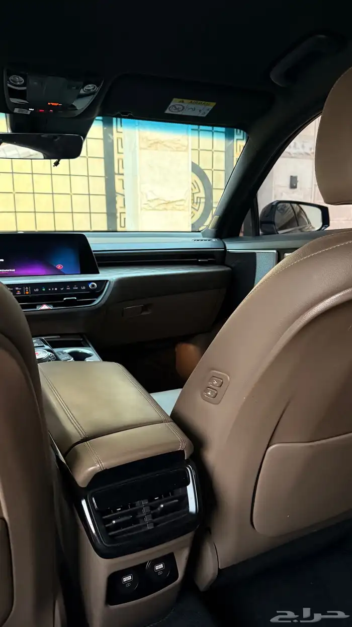 كيا K8 2022 ( بنزين) v6 فل كامل 14