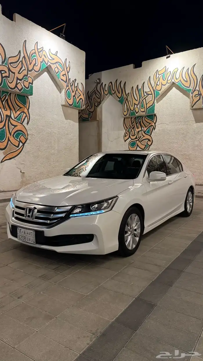 هوندا اكورد سبشل 2016 عداد قليل 252km 15