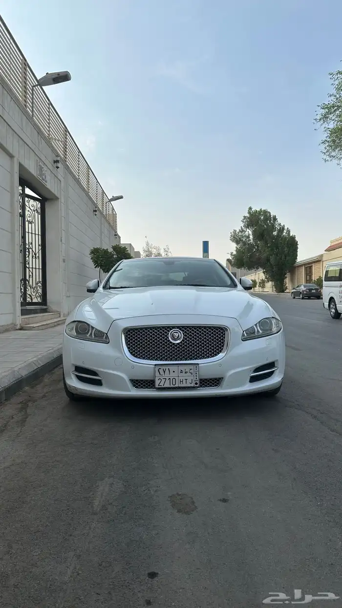 جاكوار XJL 2014 نظيف 0