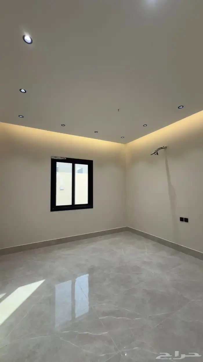 للبيع دور مودرن جديد على شارعين غرب الدائري الثالث 2