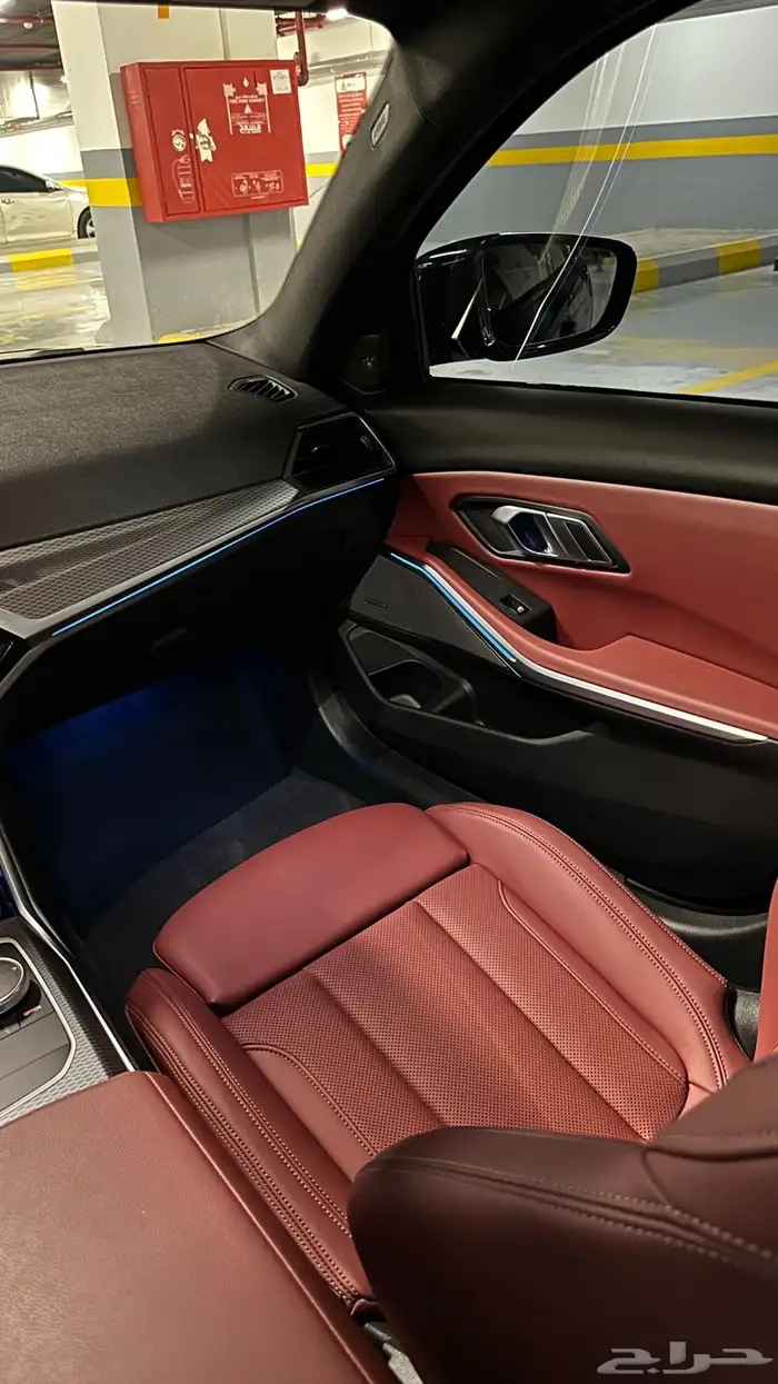 بي ام دبليو 330i 2023 23