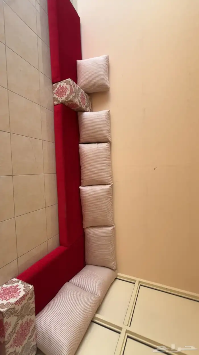 جلسة أرضية 0