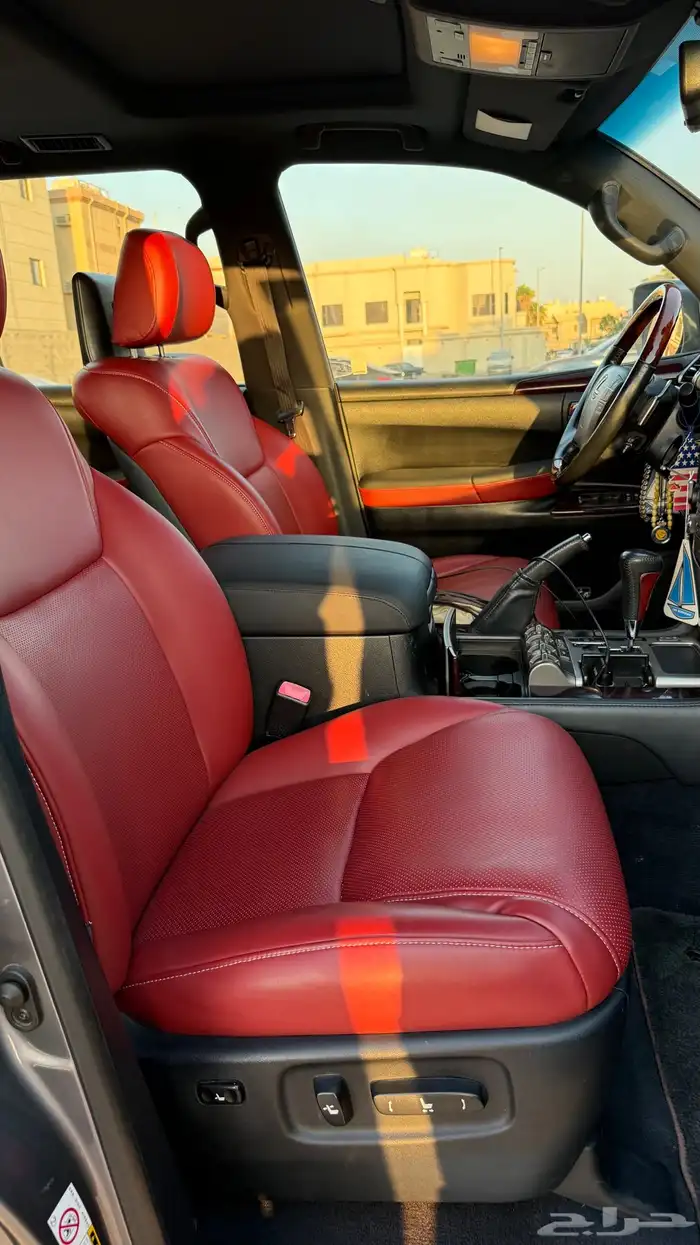 للبيع جيب لكزس LX570 2014 فل كامل 43