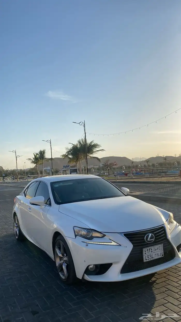 لكزس is350 2