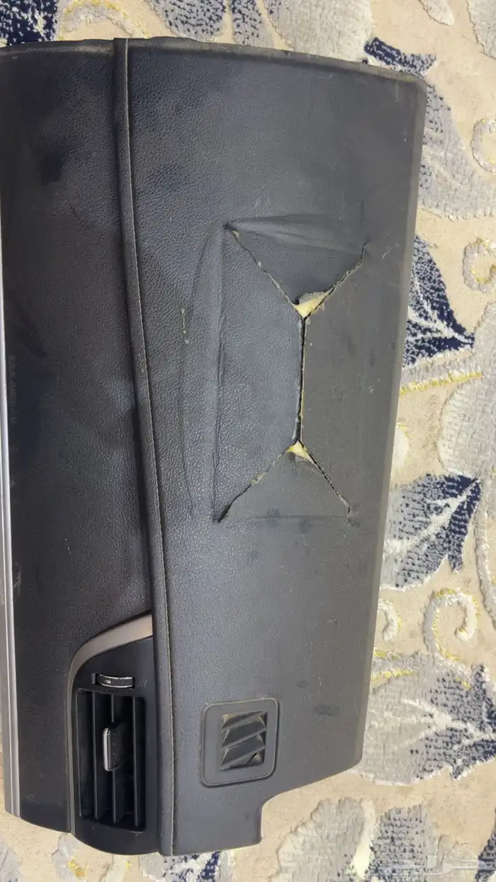 شمعه وقشره و شاشه كامري من 2012 الي 2017 تركب نضيفه جديده 5