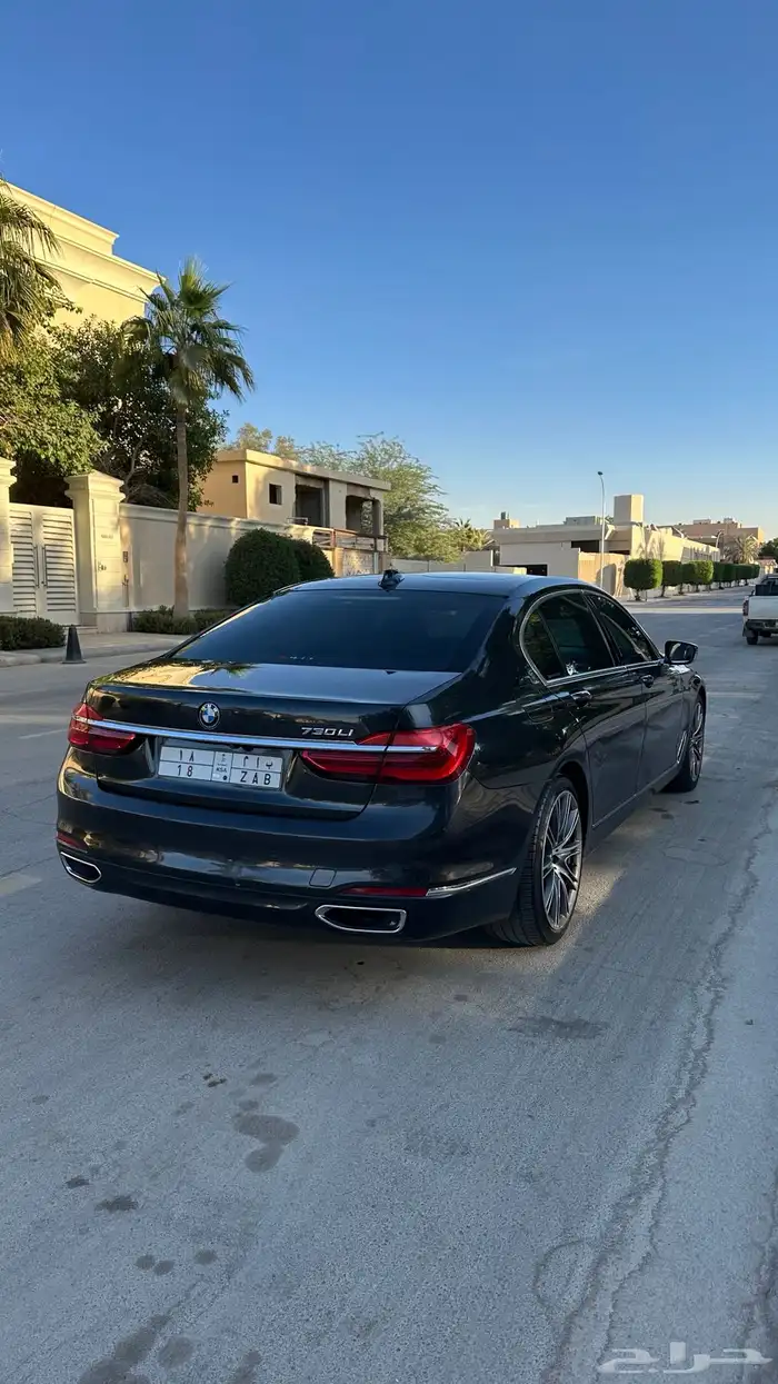 للبيع بي ام 730 Li موديل 2018 منوة المستخدم 1