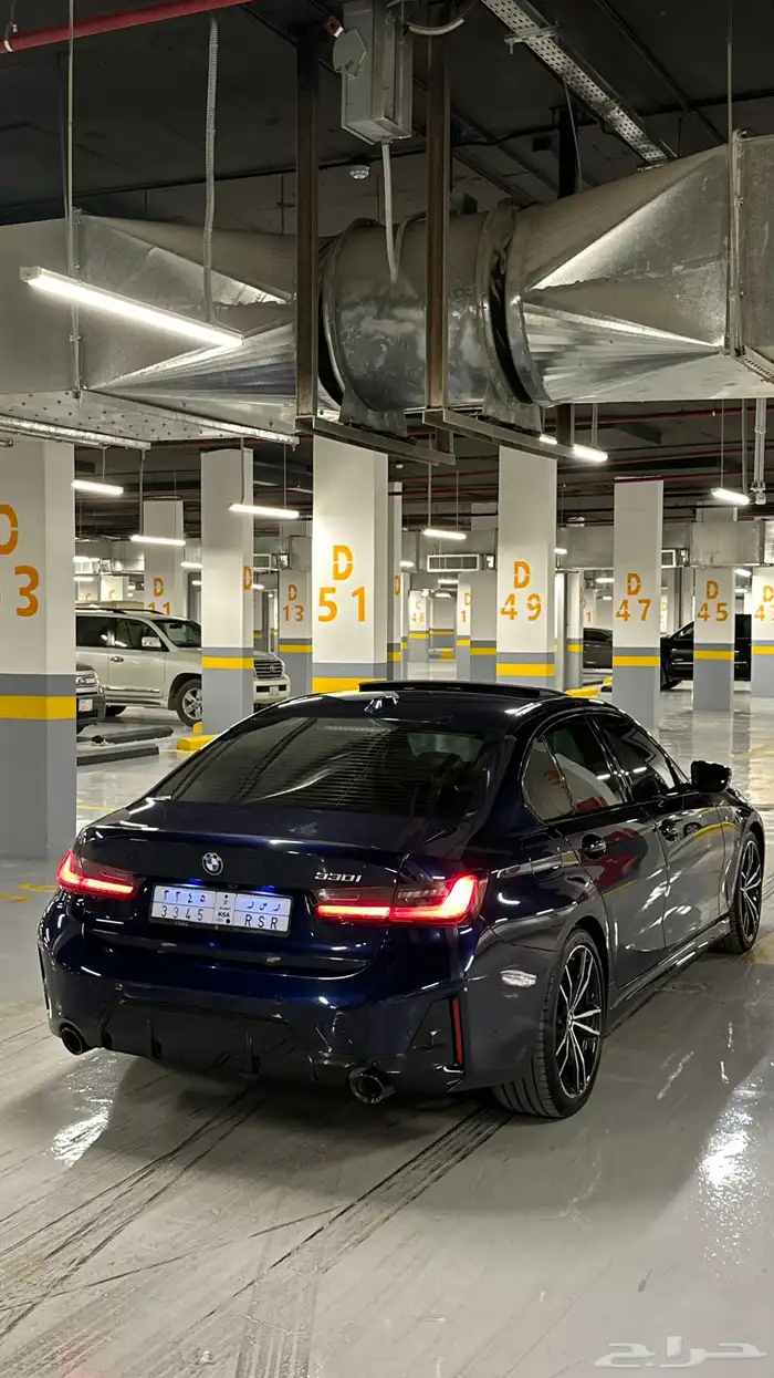 بي ام دبليو 330i 2023 5