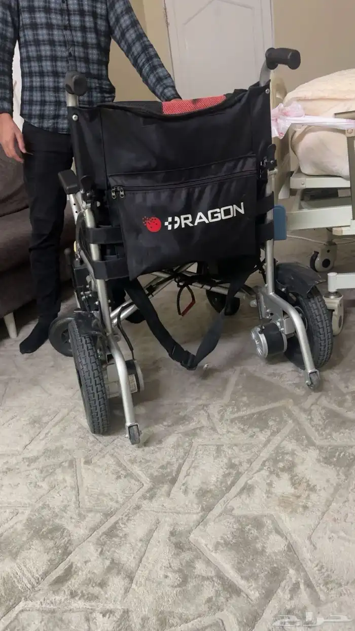 للبيع عربيه متحركة كهربائيه جديده رقم التواصل 0