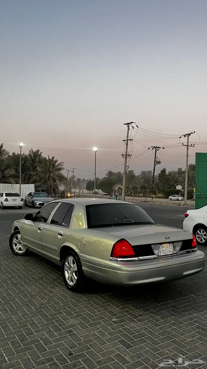 فورد فكتوريا 2008 11