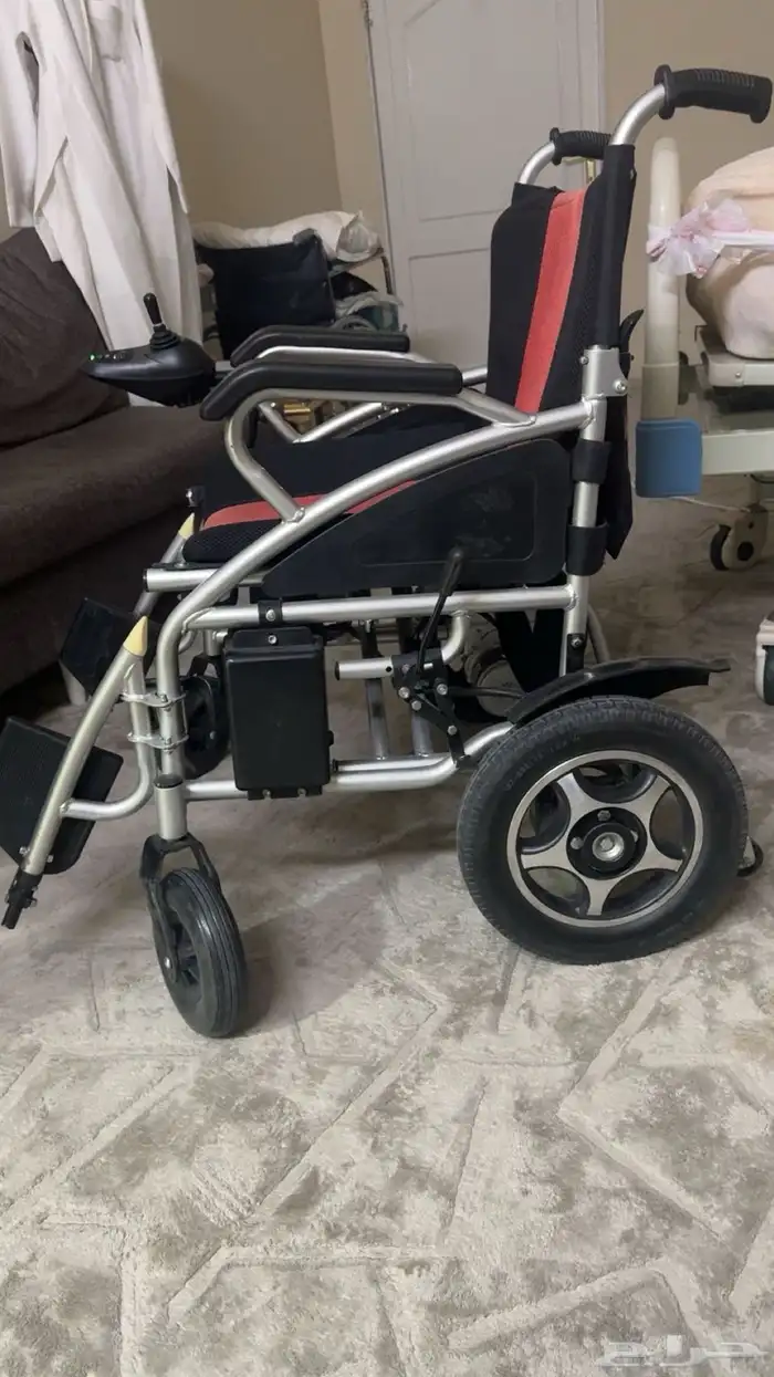 للبيع عربيه متحركة كهربائيه جديده رقم التواصل 1