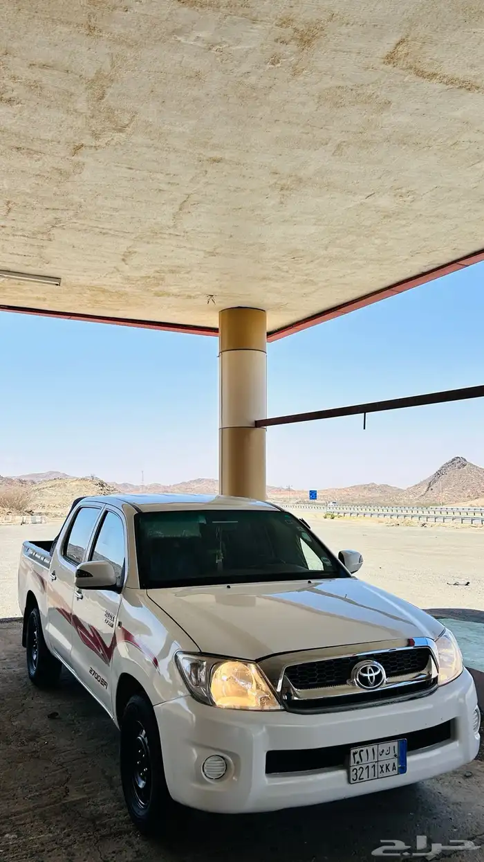 هايلكس GLX2011 فل كامل 3