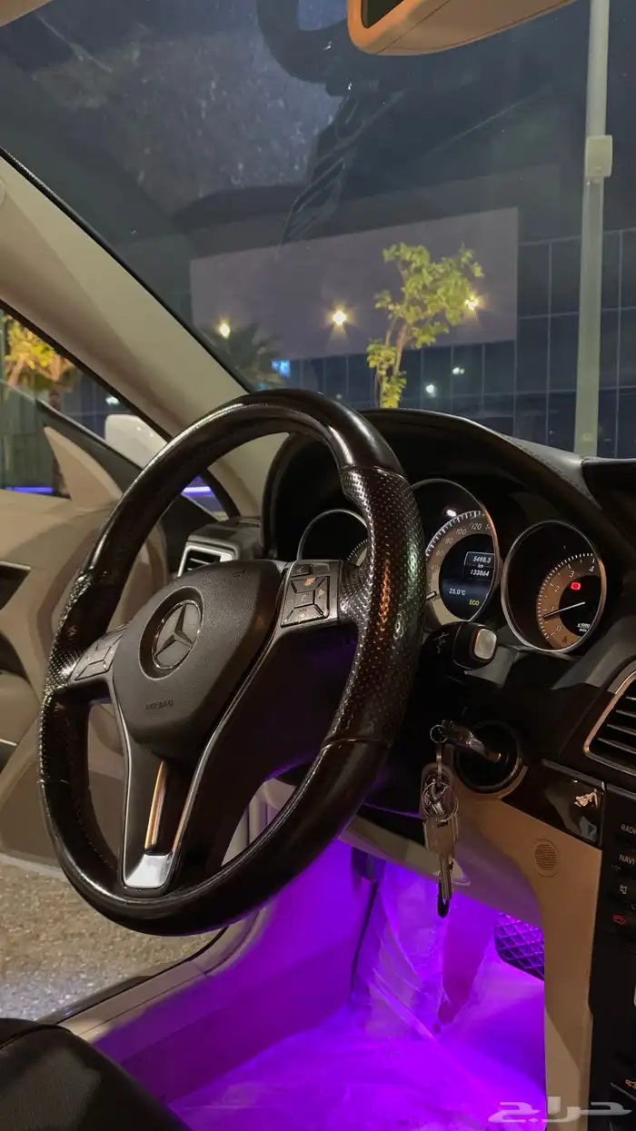 مرسيدس E200 2015 20