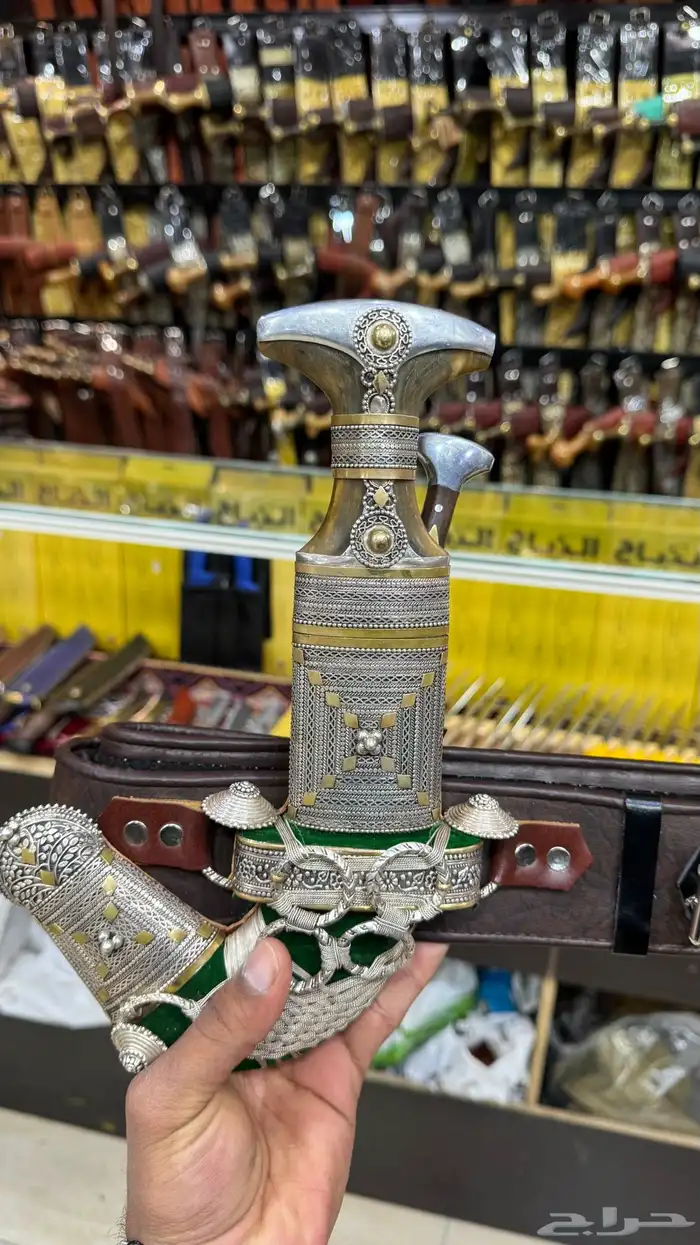 خنجر قرن صب فضة 0