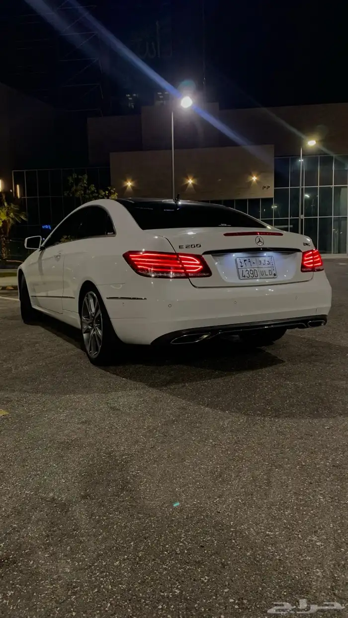 مرسيدس E200 2015 7