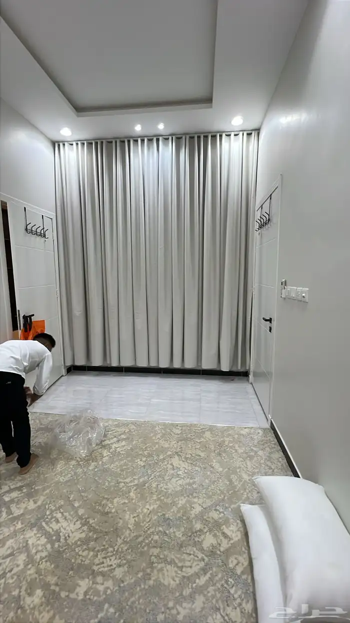 تر يب الستاير و تفصيل الستاير رول وايفي امري ي و ذهبي 3