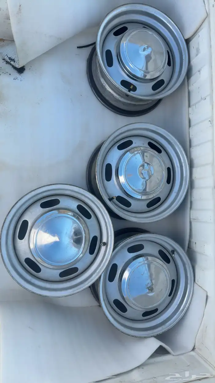 لبيع جنوط 15 دوج  يركبونها على هايلوكس 0