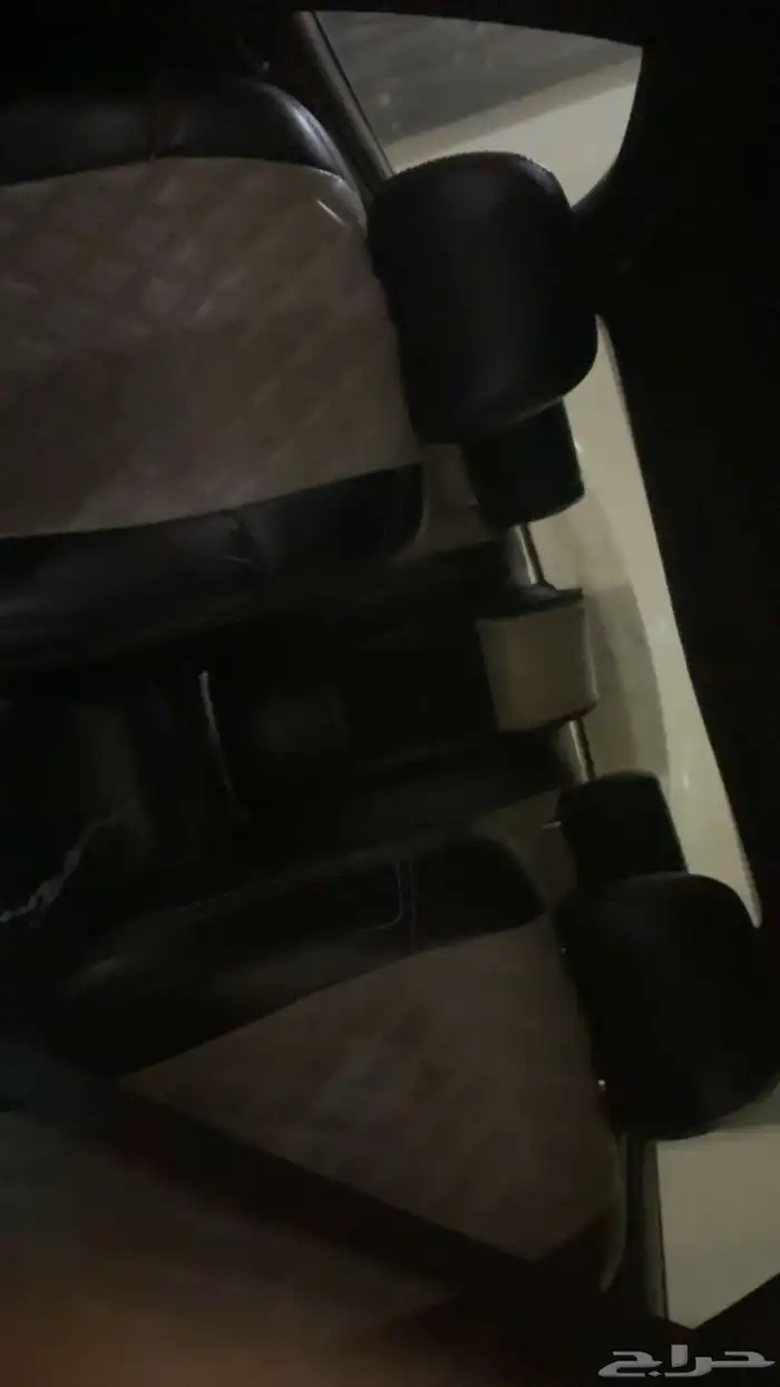 لكزس للبيع 2006 مطلوب فيها 8500 للتواصل 6