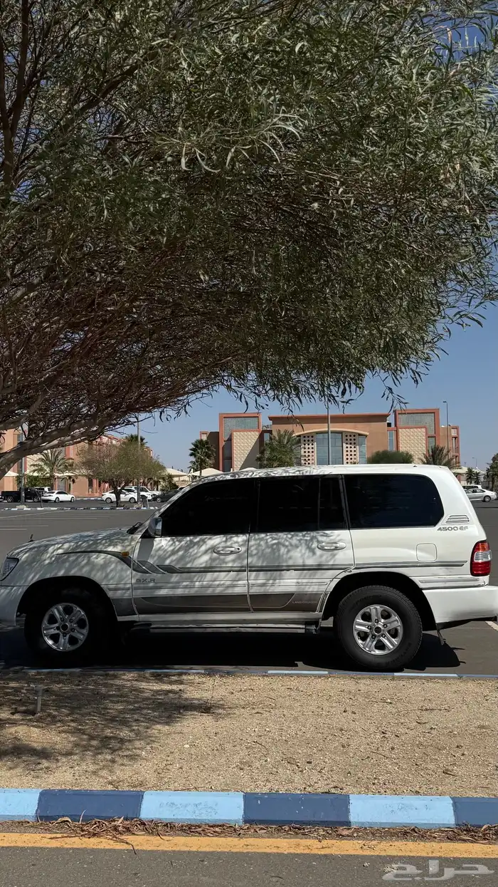 لاندكروزر 2006 gxr 1