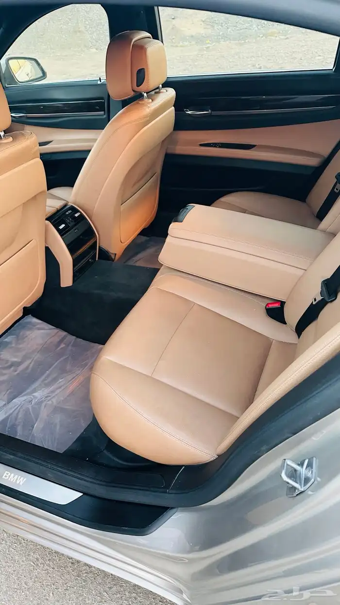 BMW-730Li ممشى قليل 2015 14