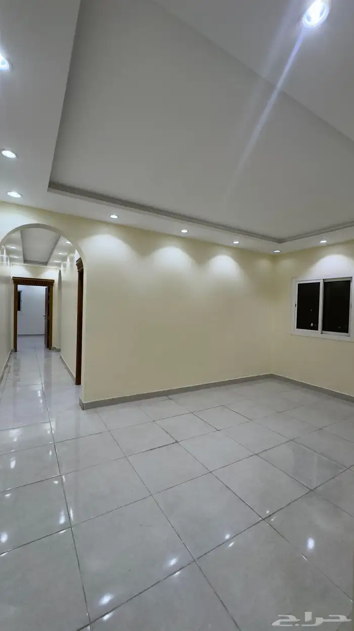 شقة للاجار حي الفضيلة 15