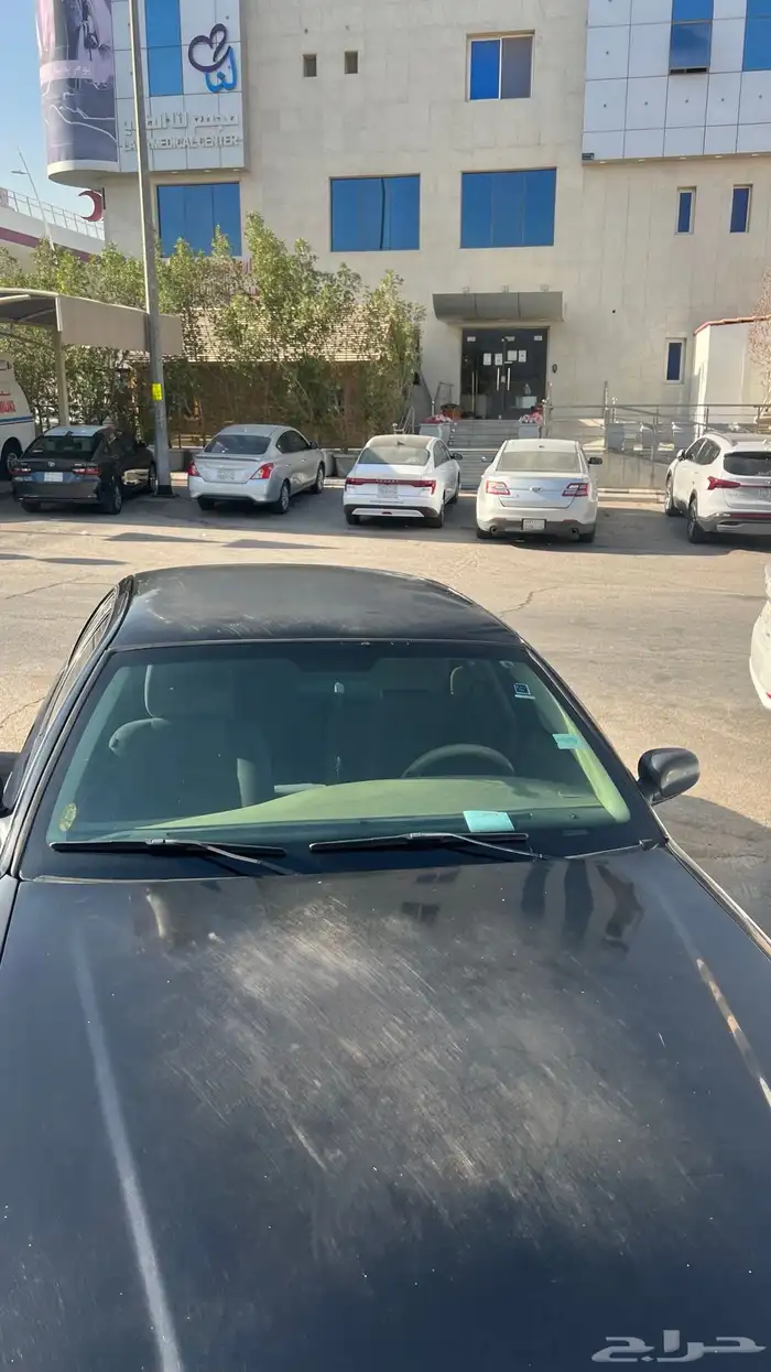 فورد كراون فكتوريا 2011 8